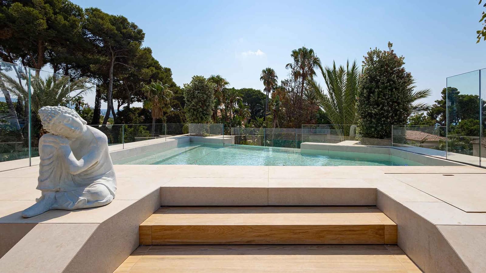 5 bedroom Villa for sale in Los Monteros with pool garage - € 7,600,000 (Ref: 10064069)