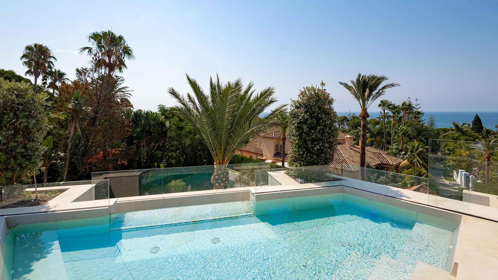 5 bedroom Villa for sale in Los Monteros with pool garage - € 7,600,000 (Ref: 10064069)