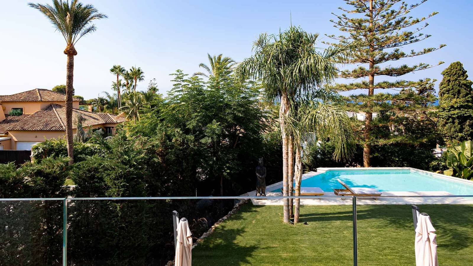 5 bedroom Villa for sale in Los Monteros with pool garage - € 7,600,000 (Ref: 10064069)