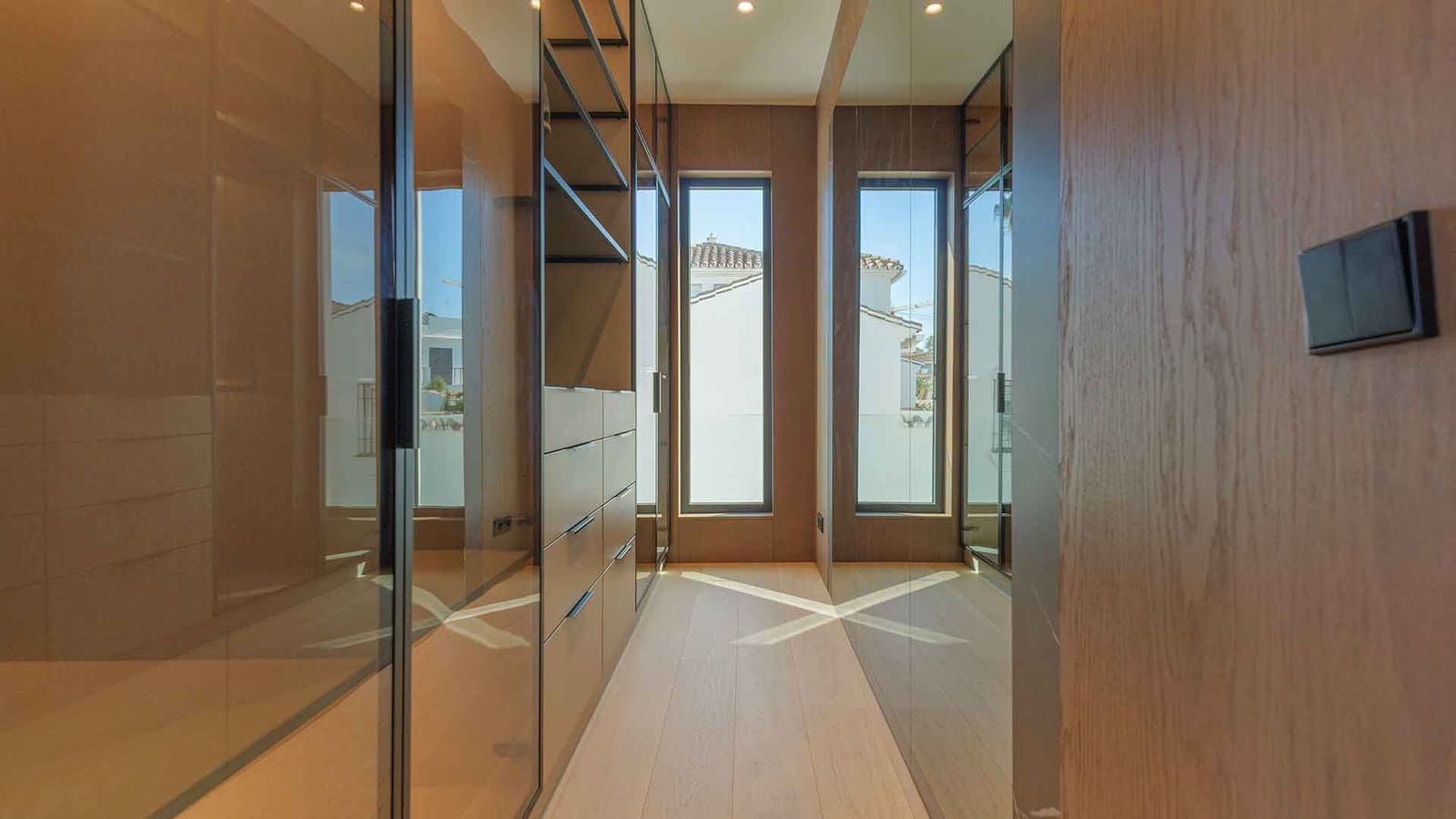 4 quarto Moradia para venda em Marbesa com piscina - 4 000 000 € (Ref: 10075507)