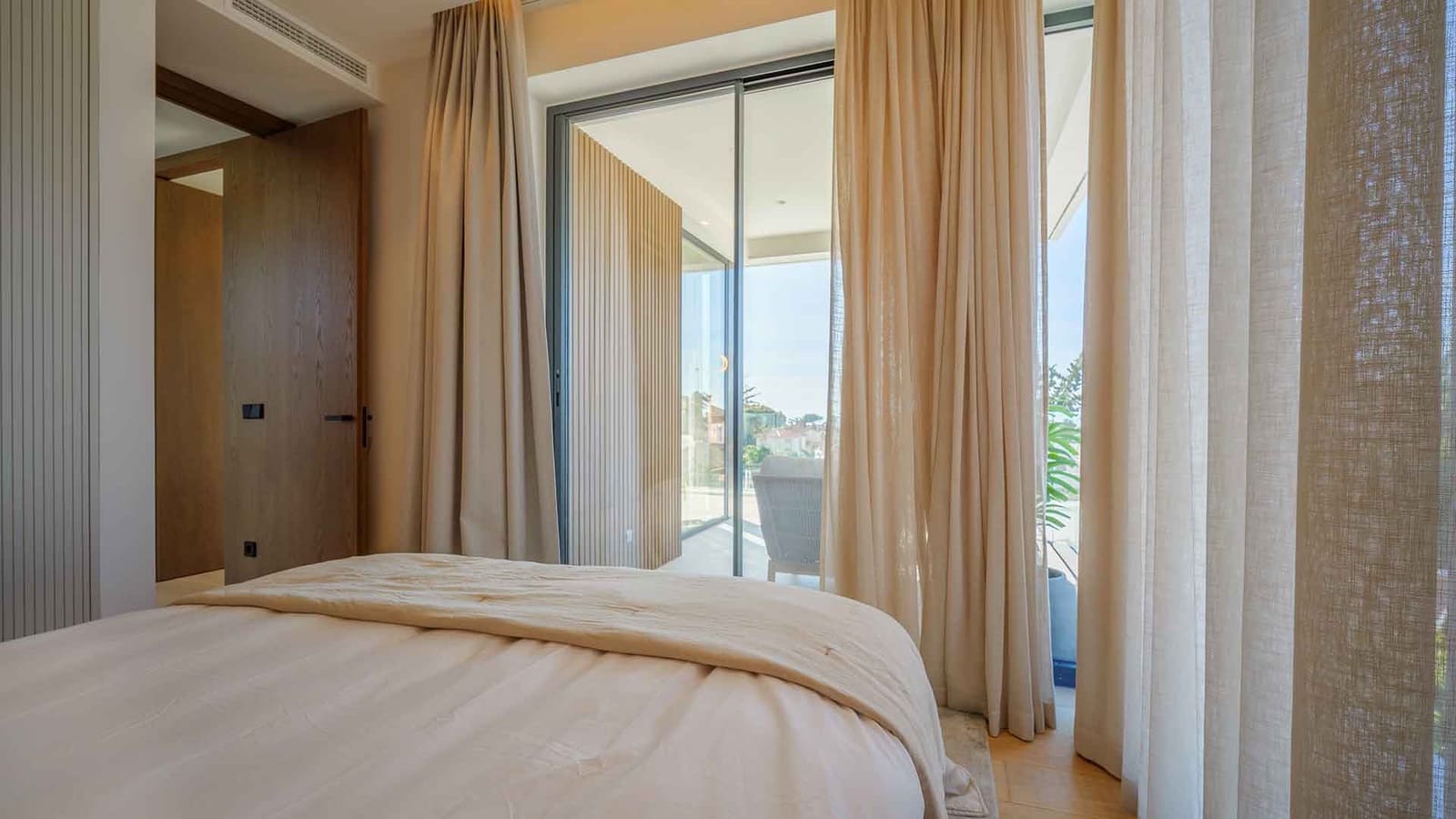 4 quarto Moradia para venda em Marbesa com piscina - 4 000 000 € (Ref: 10075507)