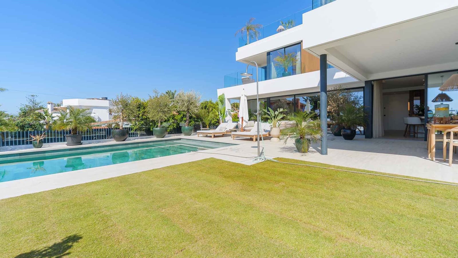 4 quarto Moradia para venda em Marbesa com piscina - 4 000 000 € (Ref: 10075507)