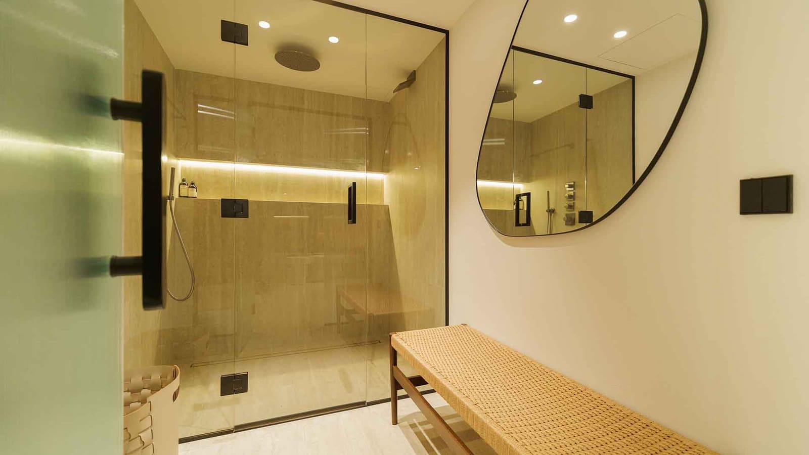 4 quarto Moradia para venda em Marbesa com piscina - 4 000 000 € (Ref: 10075507)