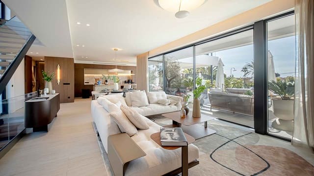4 quarto Moradia para venda em Marbesa, Marbella com piscina - 4 000 000 € (Ref: 10075507)