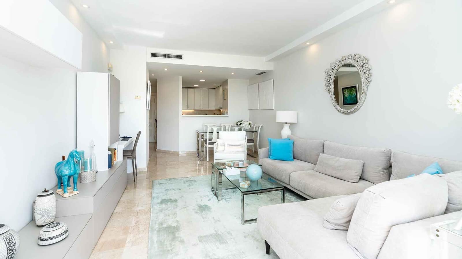 2 soverom Leilighet til salgs i Rio Real med svømmebasseng - € 610 000 (Ref: 10080985)