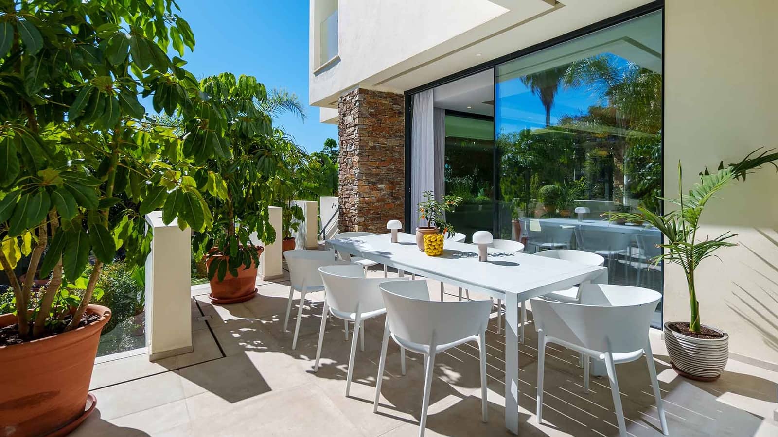4 Zimmer Villa zu verkaufen in Estepona mit Pool - 2.750.000 € (Ref: 10085952)