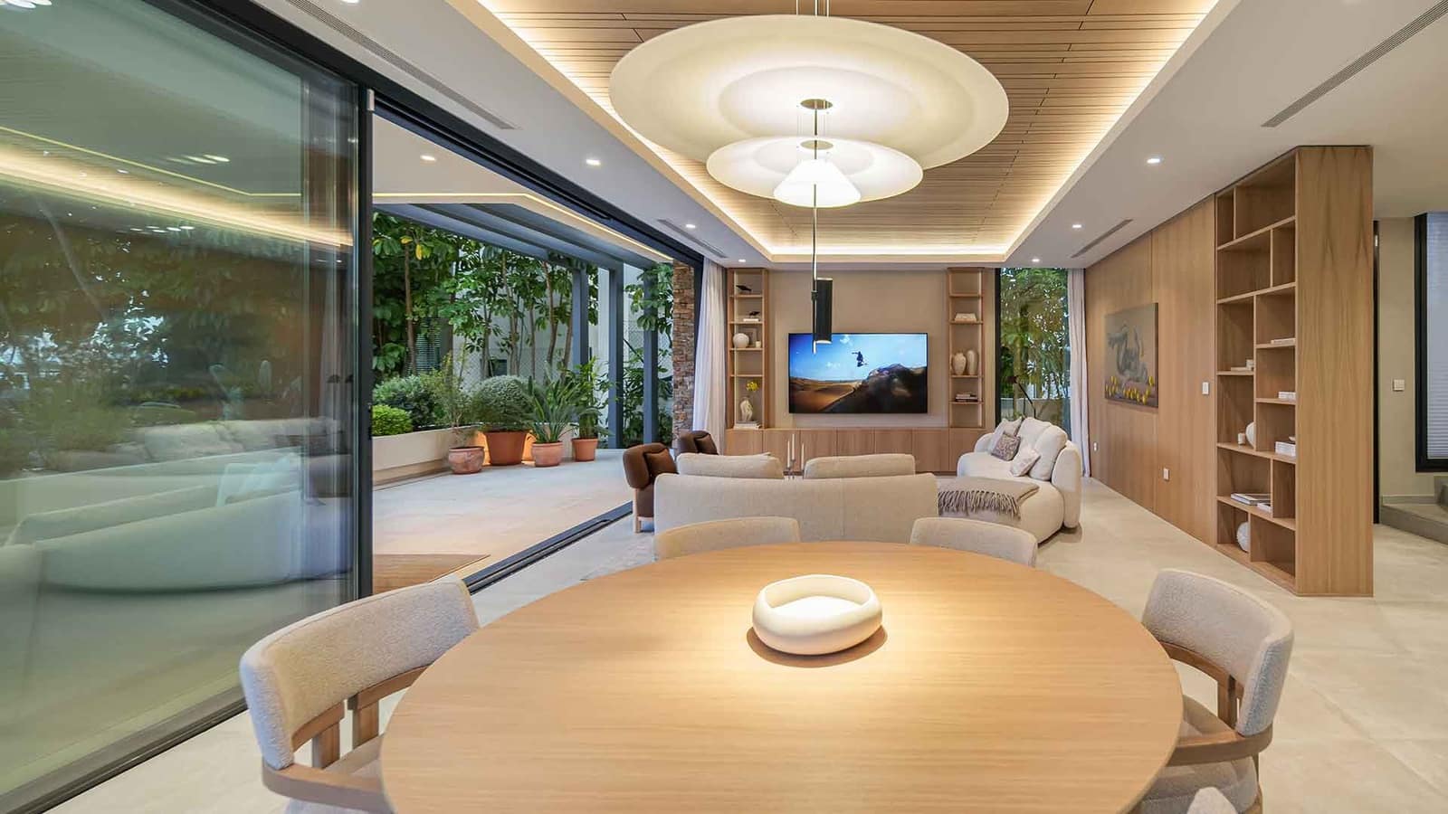 4 Zimmer Villa zu verkaufen in Estepona mit Pool - 2.750.000 € (Ref: 10085952)