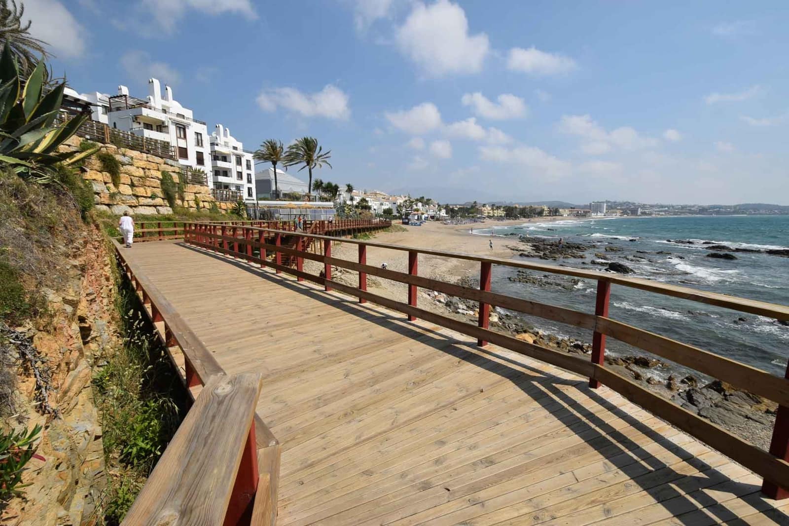 3 quarto Moradia para venda em La Cala de Mijas com piscina - 1 889 000 € (Ref: 10098204)