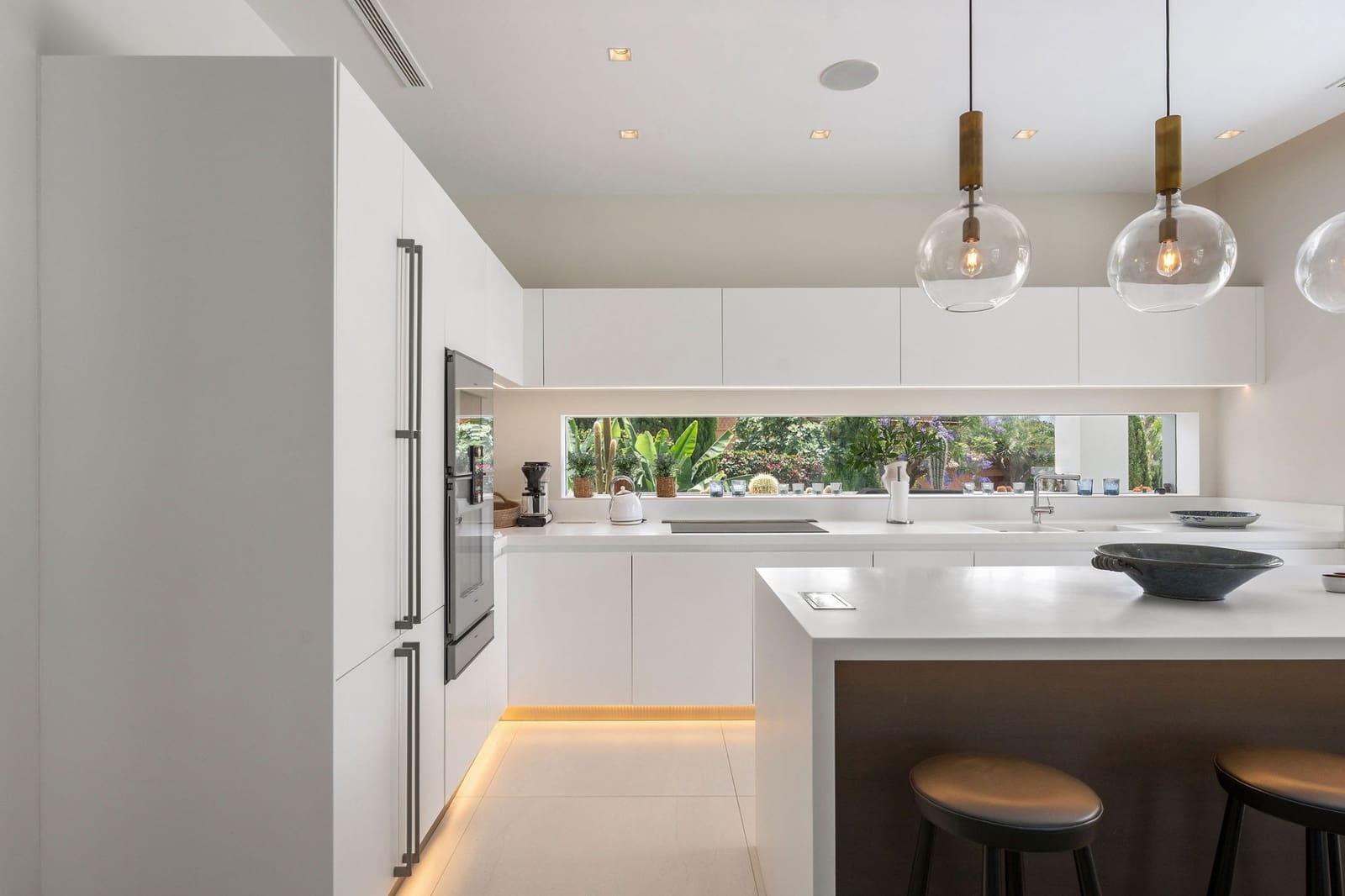5 slaapkamer Villa te koop in Golden Mile met zwembad - € 5.650.000 (Ref: 10098205)