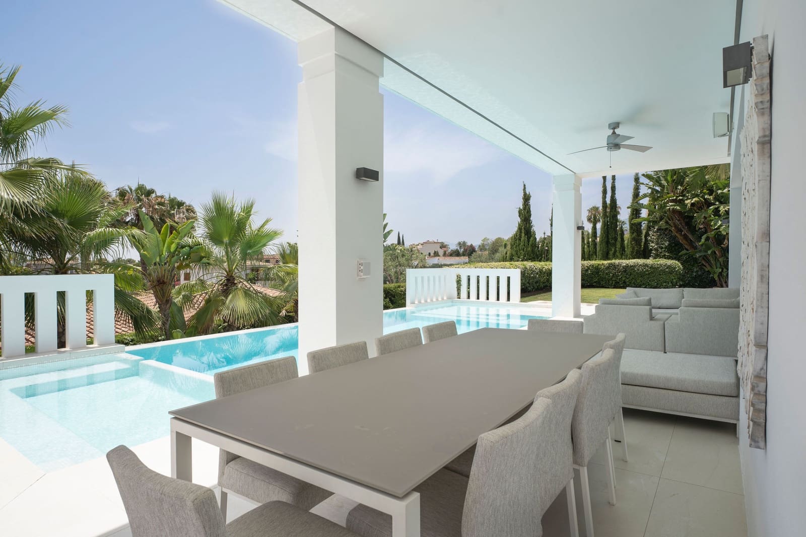 5 slaapkamer Villa te koop in Golden Mile met zwembad - € 5.650.000 (Ref: 10098205)
