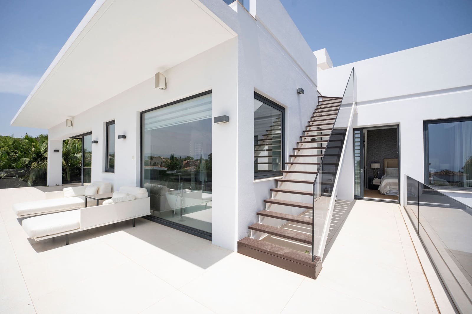 5 slaapkamer Villa te koop in Golden Mile met zwembad - € 5.650.000 (Ref: 10098205)