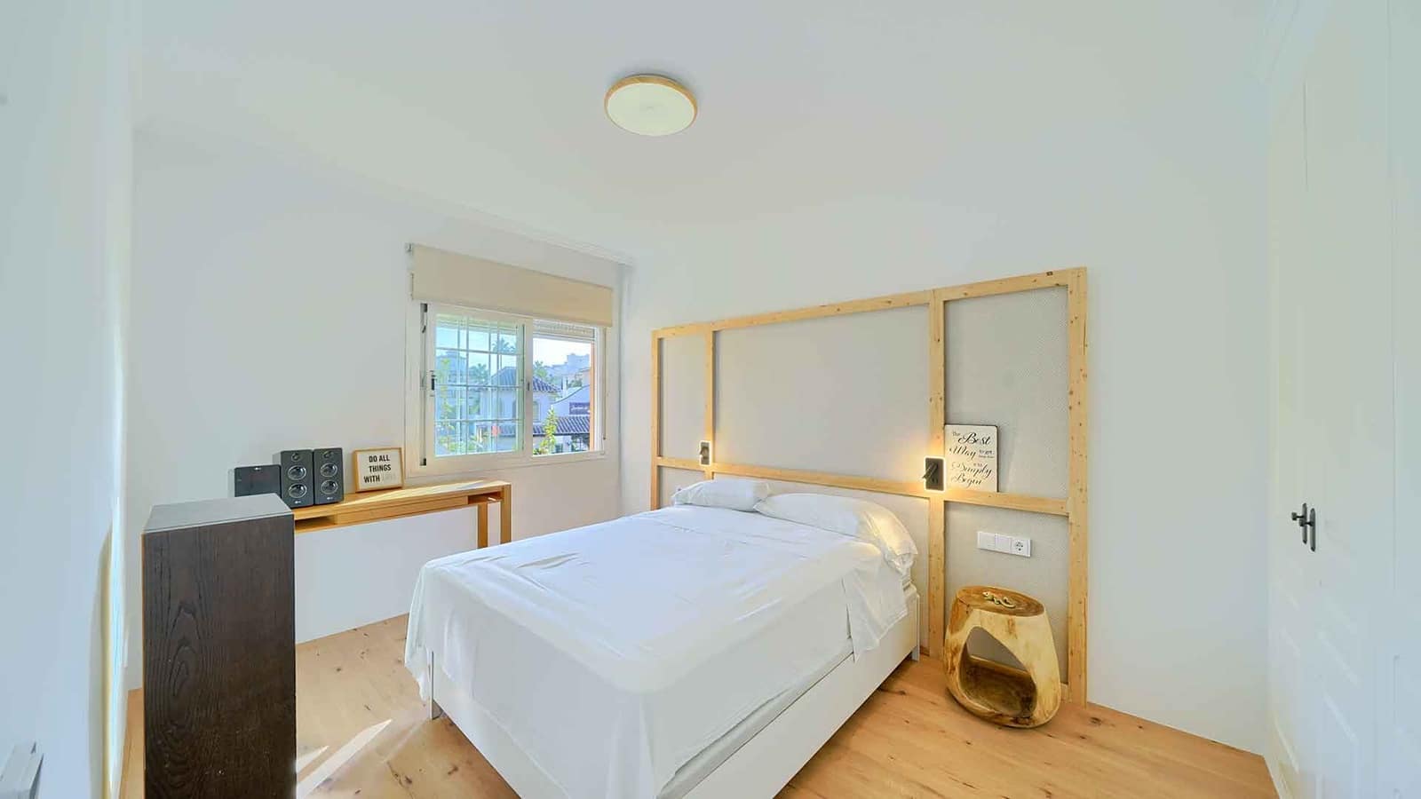 4 bedroom Townhouse for sale in Golden Mile with pool garage - € 1,950,000 (Ref: 10109405)