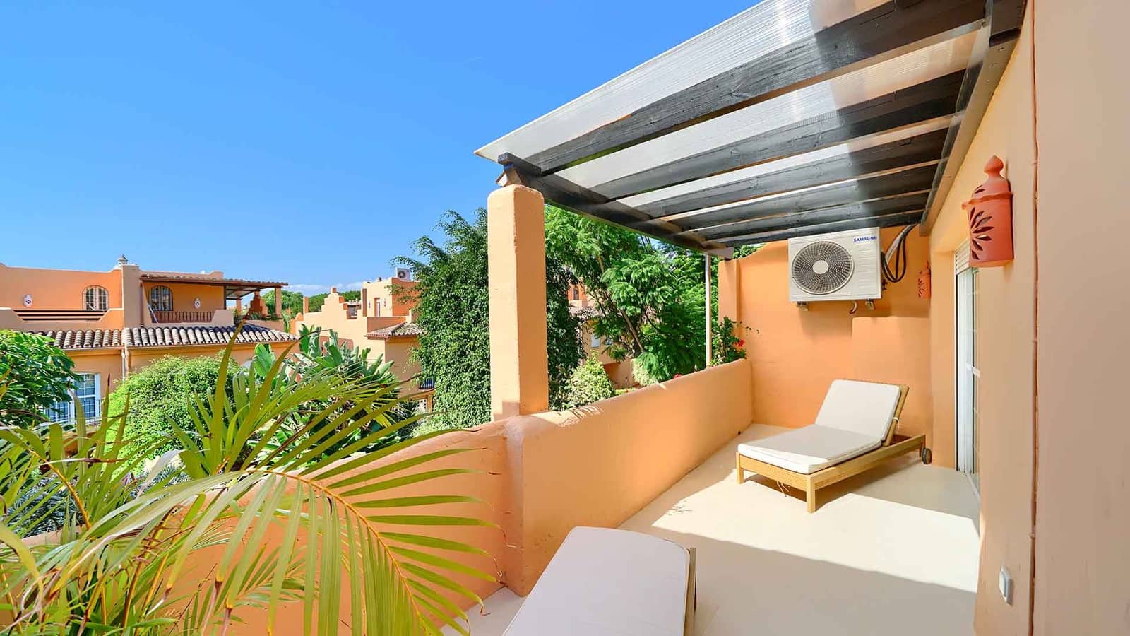 4 bedroom Townhouse for sale in Golden Mile with pool garage - € 1,950,000 (Ref: 10109405)