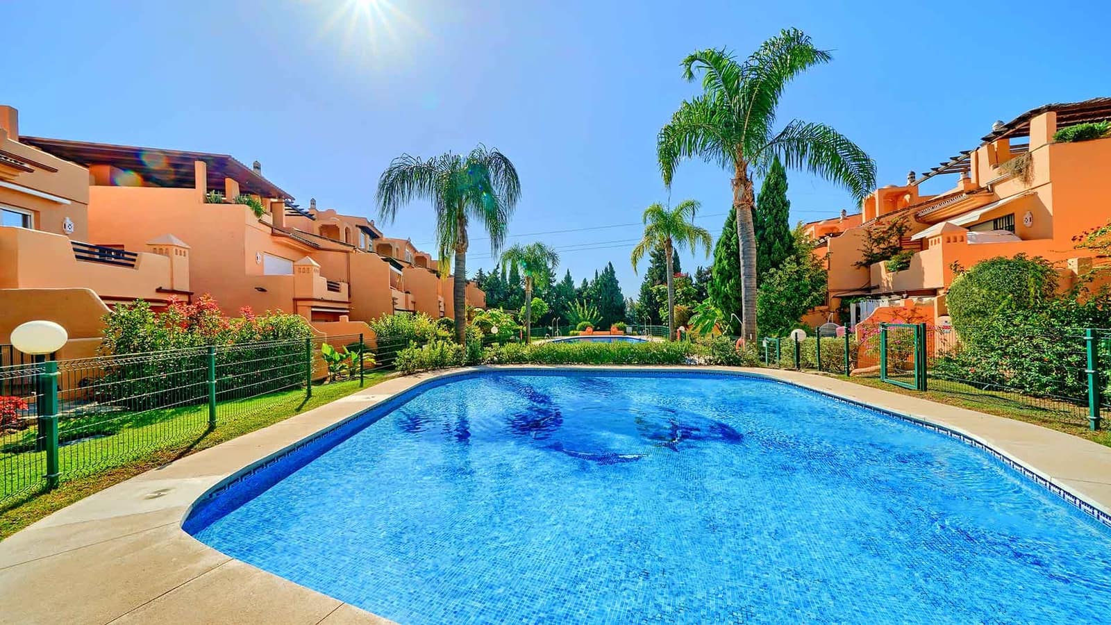 4 bedroom Townhouse for sale in Golden Mile with pool garage - € 1,950,000 (Ref: 10109405)