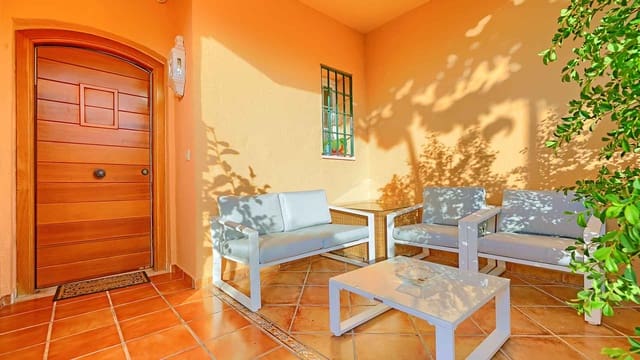 4 Zimmer Haus zu verkaufen in Lomas De Marbella, Marbella mit Pool Garage - 1.950.000 € (Ref: 10109405)