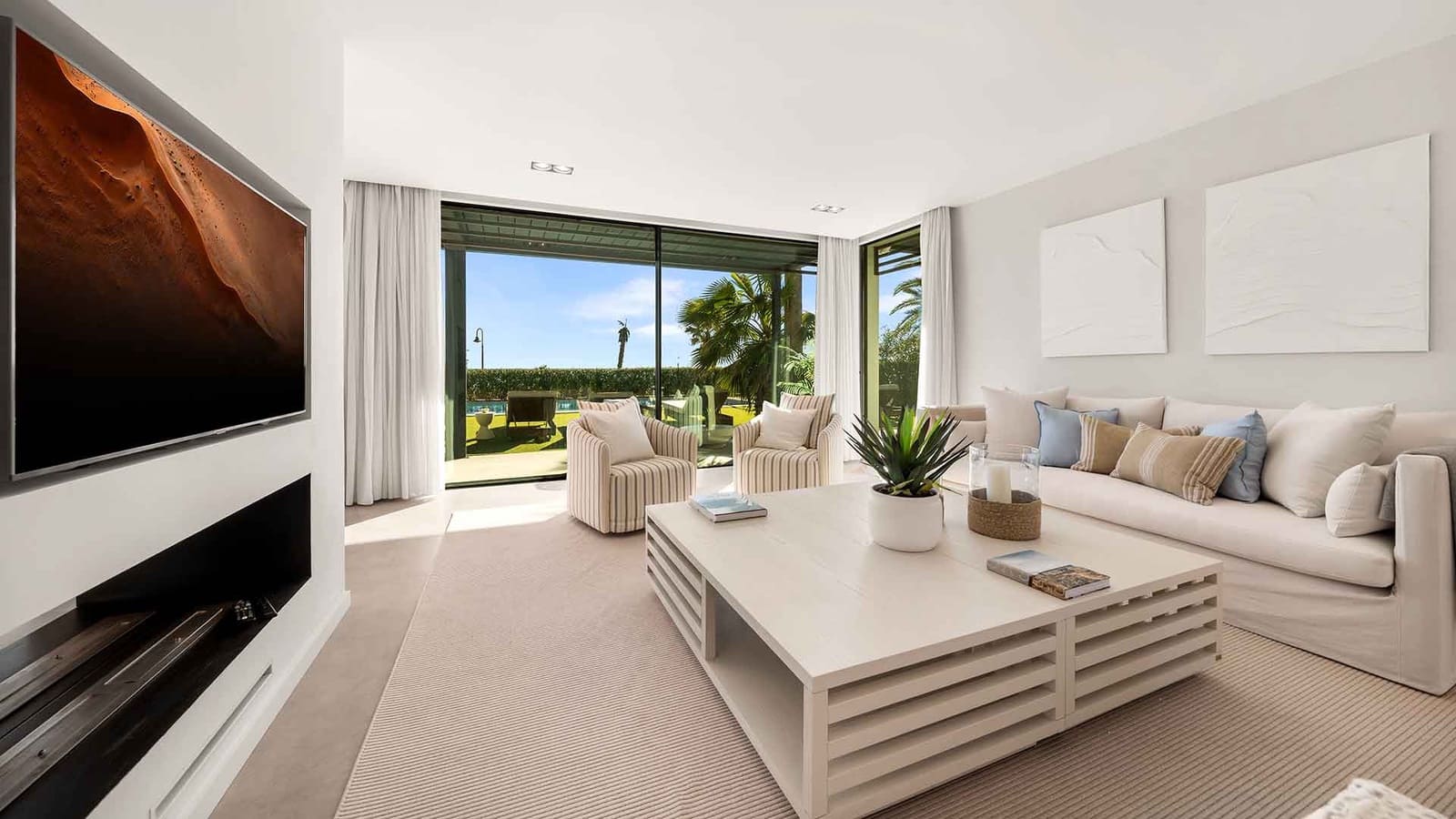 5 bedroom Villa for sale in Estepona with pool garage - € 5,750,000 (Ref: 10115645)