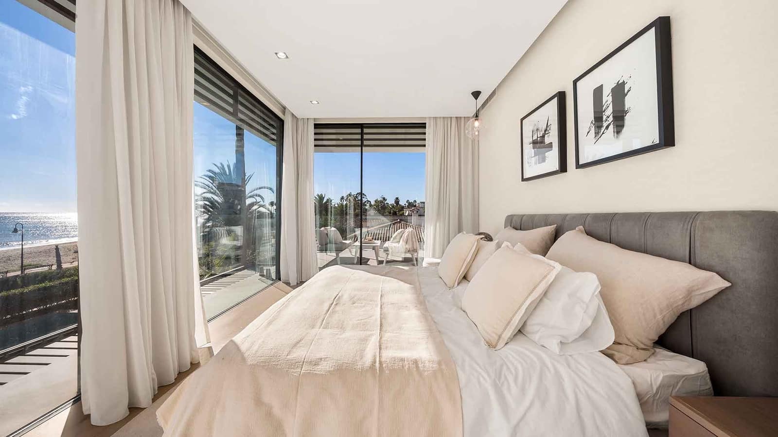 5 bedroom Villa for sale in Estepona with pool garage - € 5,750,000 (Ref: 10115645)