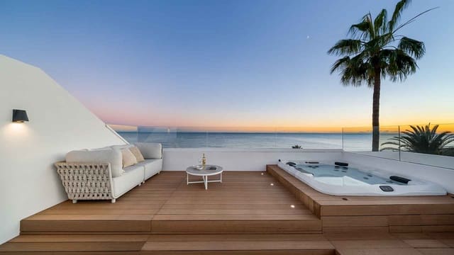 5 soveværelse Villa til salg i Centro, Estepona med swimmingpool garage - € 5.750.000 (Ref: 10115645)