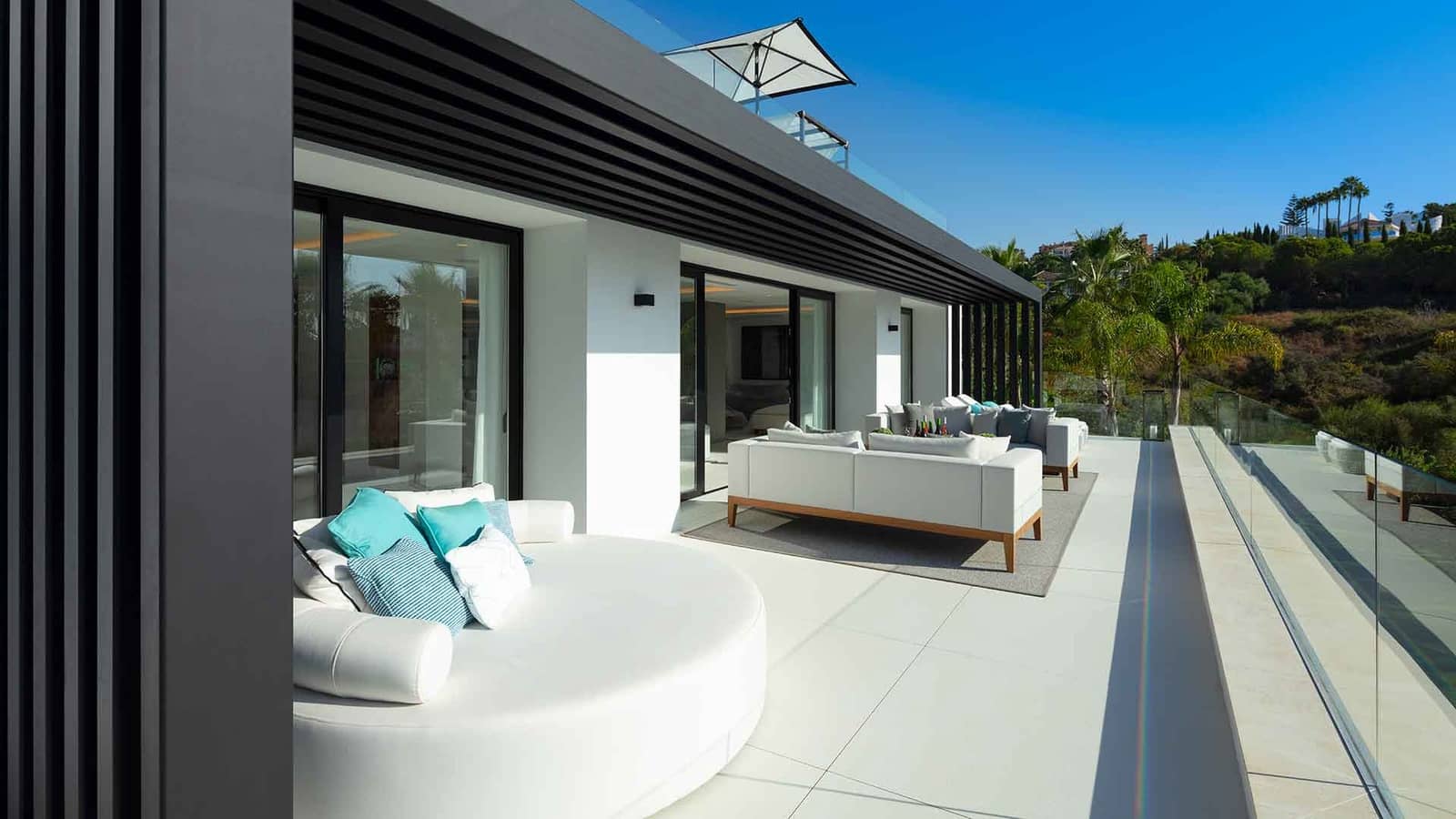 Chalet de 5 habitaciones en Nueva Andalucia en venta con piscina garaje - 5.500.000 € (Ref: 10119719)