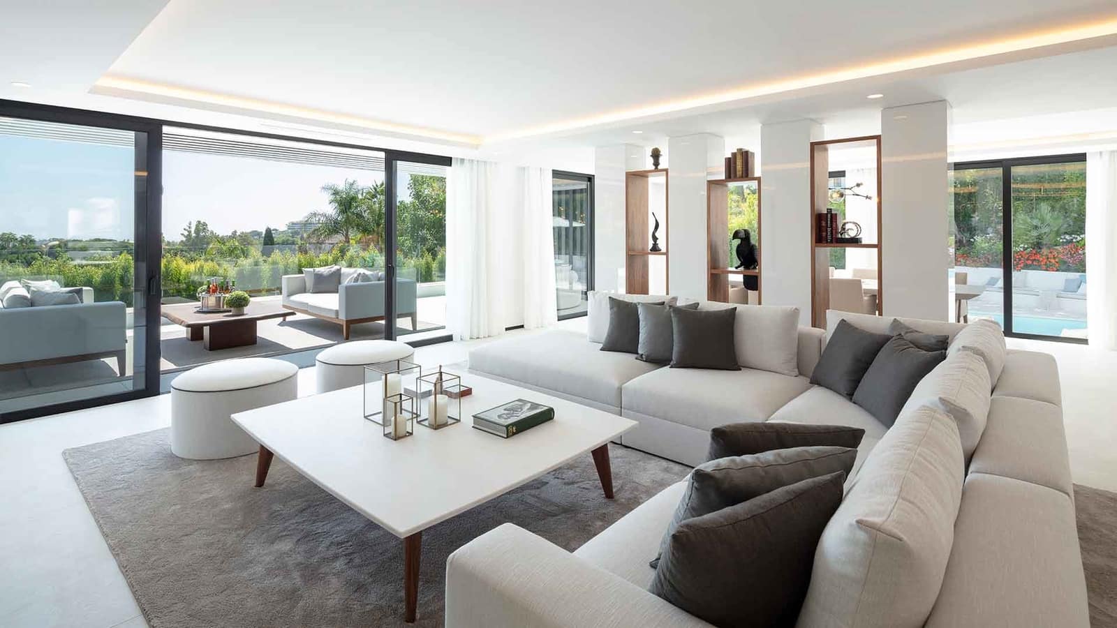 Chalet de 5 habitaciones en Nueva Andalucia en venta con piscina garaje - 5.500.000 € (Ref: 10119719)