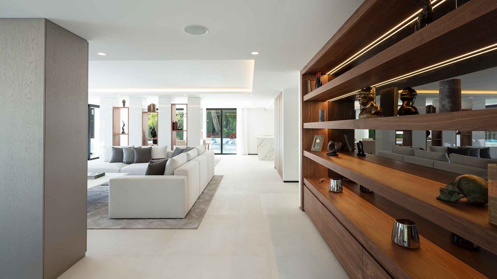 Chalet de 5 habitaciones en Nueva Andalucia en venta con piscina garaje - 5.500.000 € (Ref: 10119719)