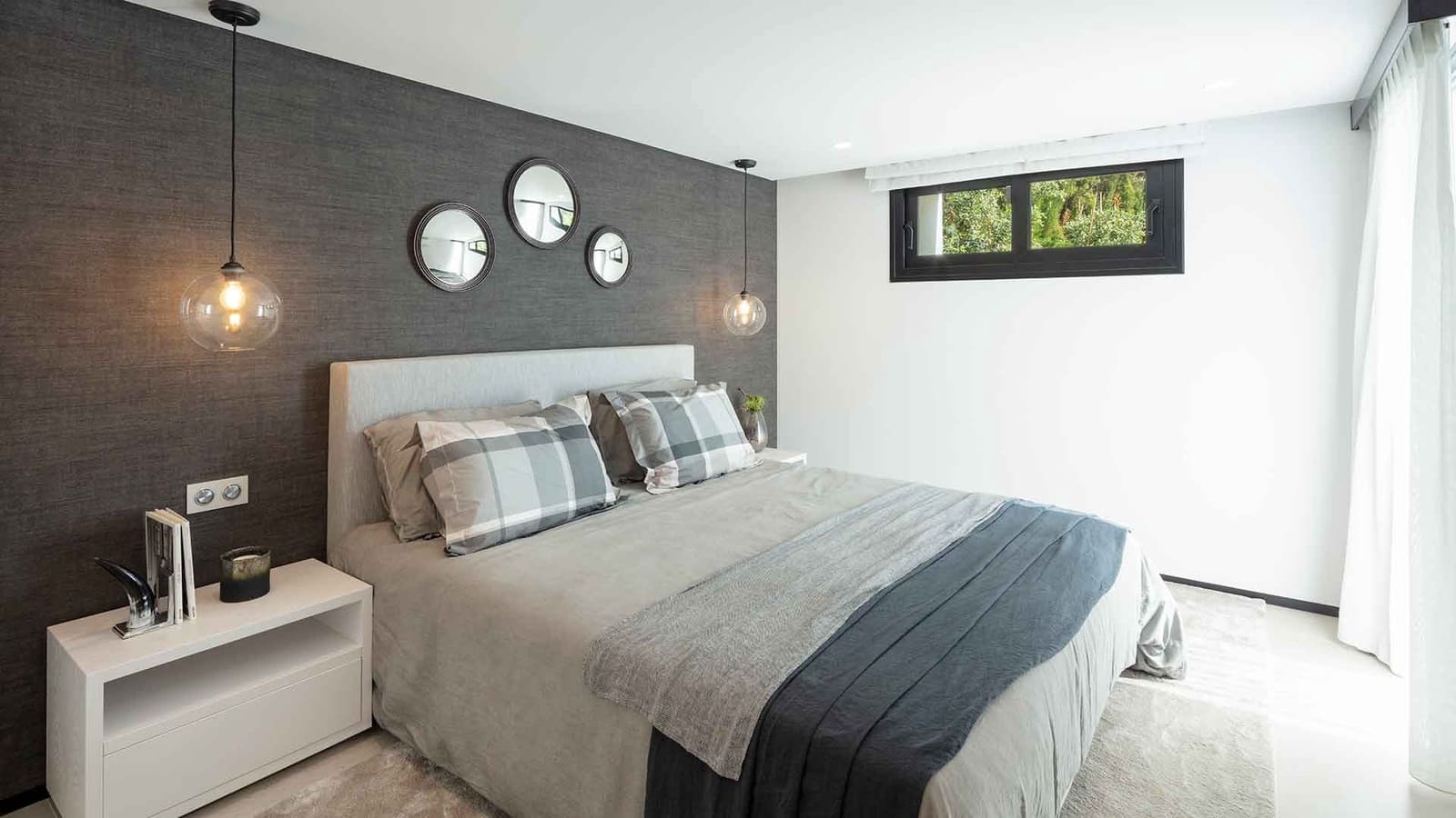 Chalet de 5 habitaciones en Nueva Andalucia en venta con piscina garaje - 5.500.000 € (Ref: 10119719)