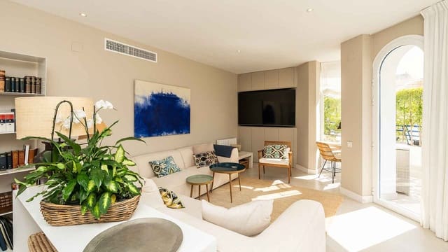 3 camera da letto Attico in vendita in Playa Bajadilla - Puertos, Marbella con piscina garage - 2.200.000 € (Rif: 10124296)