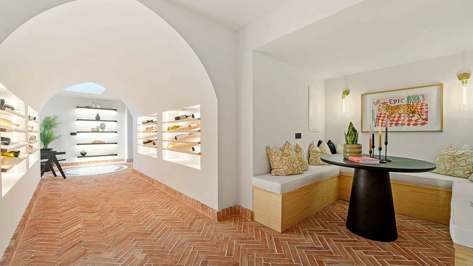 6 sypialnia Willa na sprzedaż w Nueva Andalucia z basenem garażem - 9 980 000 € (Ref: 10135954)