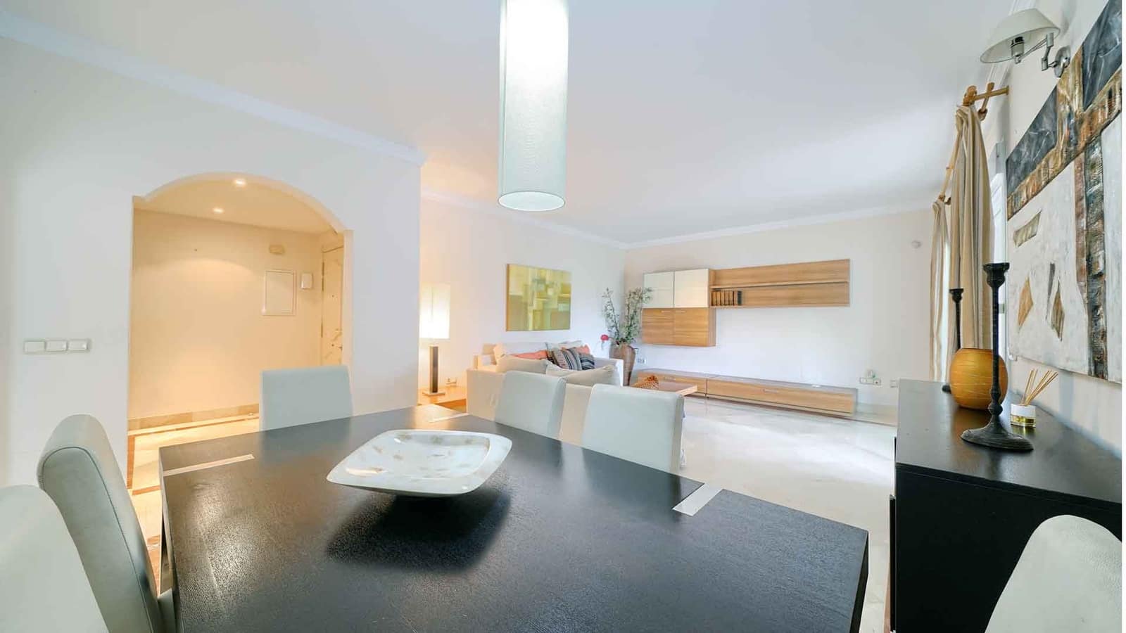 2 sypialnia Apartament na sprzedaż w Golden Mile z basenem garażem - 990 000 € (Ref: 10154941)