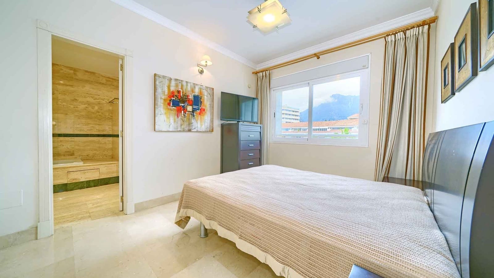 2 sypialnia Apartament na sprzedaż w Golden Mile z basenem garażem - 990 000 € (Ref: 10154941)