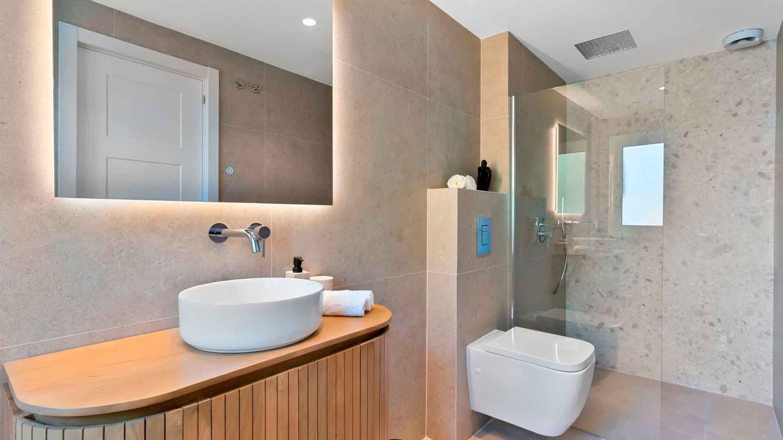 4 bedroom Townhouse for sale in Golden Mile with pool garage - € 995,000 (Ref: 10157637)