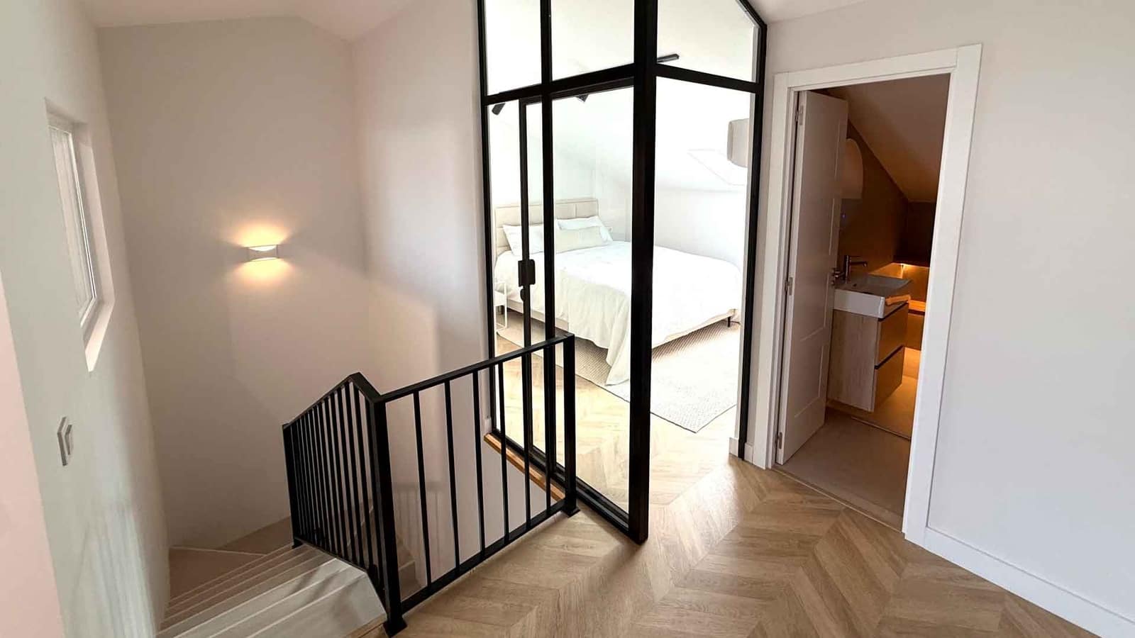 4 bedroom Townhouse for sale in Golden Mile with pool garage - € 995,000 (Ref: 10157637)