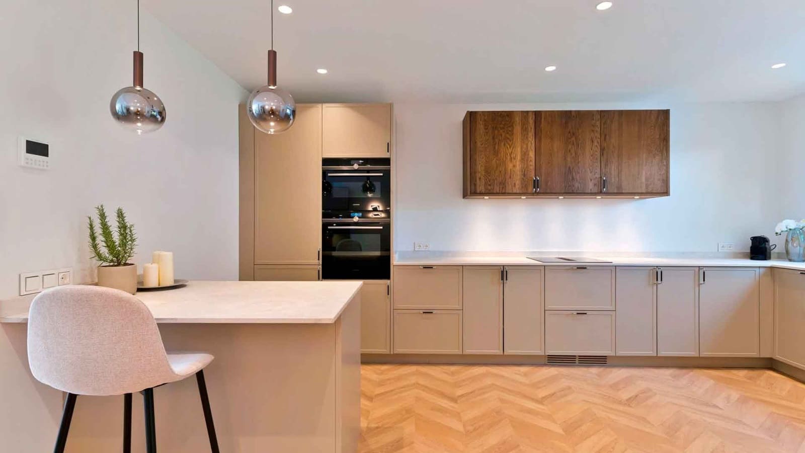 4 bedroom Townhouse for sale in Golden Mile with pool garage - € 995,000 (Ref: 10157637)