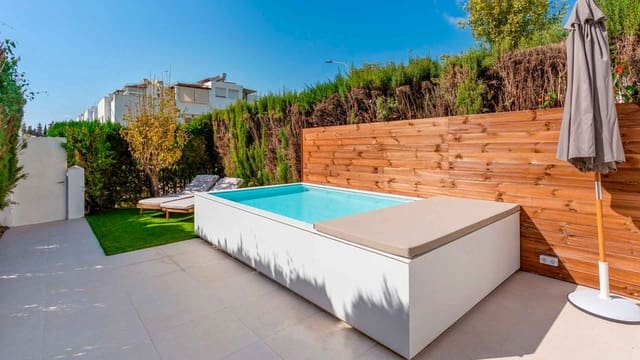 4 sovrum Hus till salu i Lomas De Marbella, Marbella med pool garage - 995 000 € (Ref: 10157637)