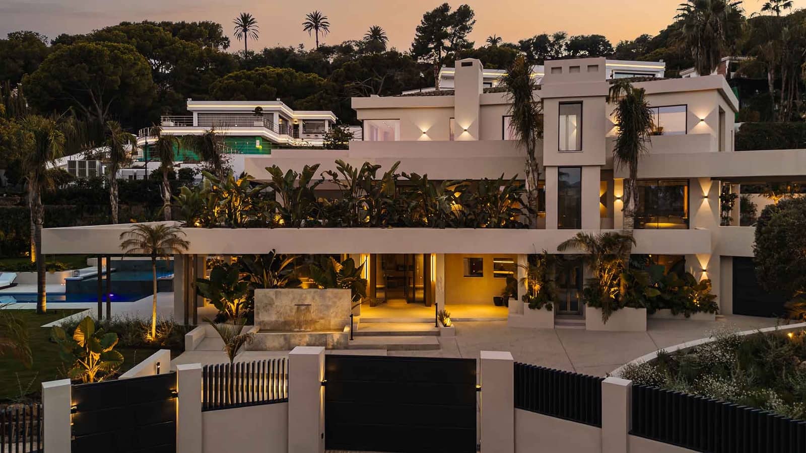 7 bedroom Villa for sale in Nueva Andalucia with pool garage - € 6,950,000 (Ref: 10166381)