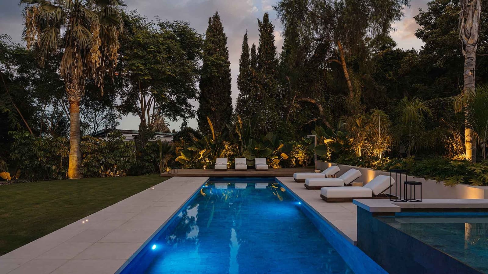 7 bedroom Villa for sale in Nueva Andalucia with pool garage - € 6,950,000 (Ref: 10166381)