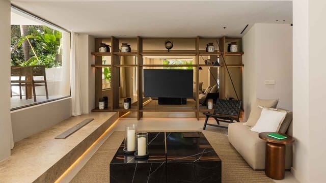 7 chambre Villa/Maison à vendre à Nueva Andalucía Centro, Marbella avec piscine garage - 6 950 000 € (Ref: 10166381)
