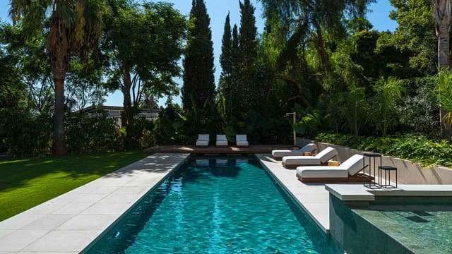 7 chambre Villa/Maison à vendre à Nueva Andalucía Centro, Marbella avec piscine garage - 6 950 000 € (Ref: 10166381)