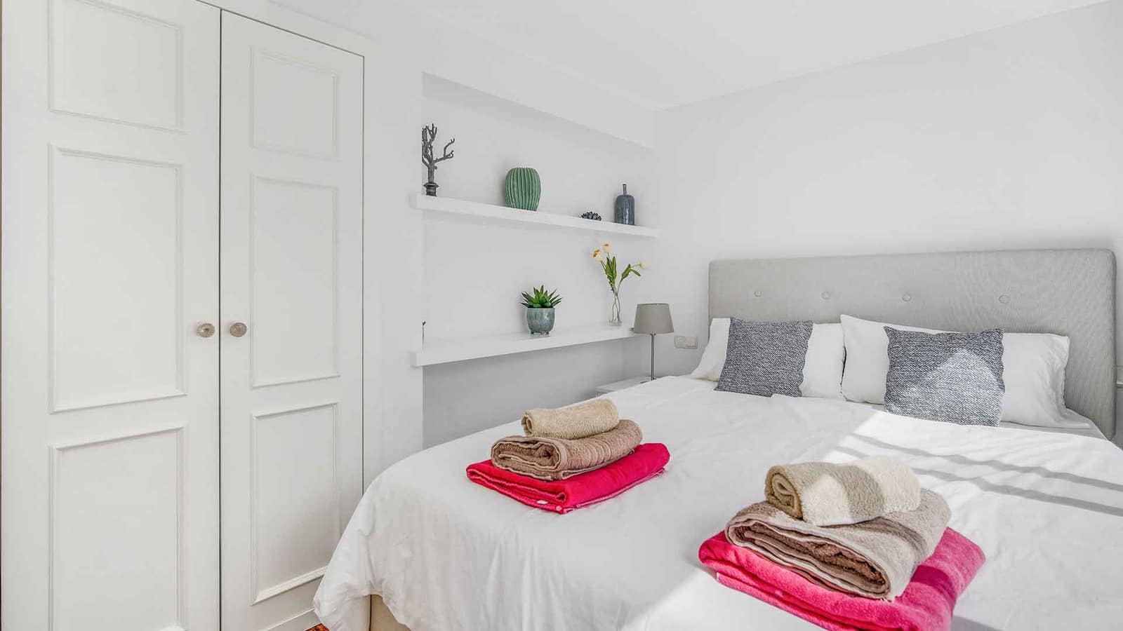 4 bedroom Townhouse for sale in Golden Mile with pool - € 3,950,000 (Ref: 10166382)