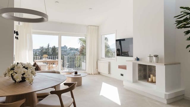 Casa de 2 habitaciones en Atalaya-Isdabe, Estepona en venta con piscina garaje - 525.000 € (Ref: 10166383)