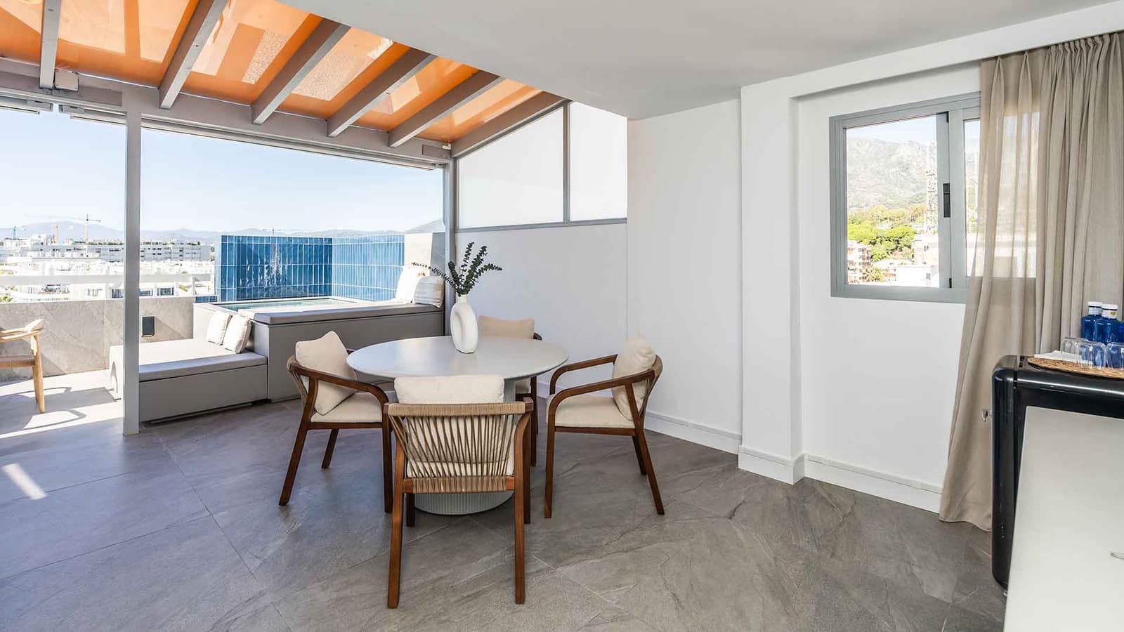 1 soveværelse Penthouse til salg i Marbella med swimmingpool garage - € 850.000 (Ref: 10171240)
