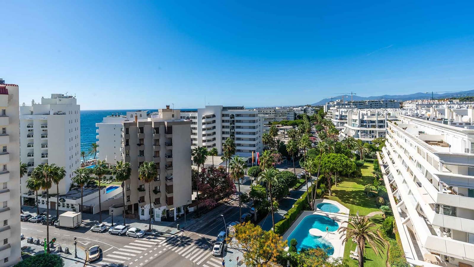1 soveværelse Penthouse til salg i Marbella med swimmingpool garage - € 850.000 (Ref: 10171240)