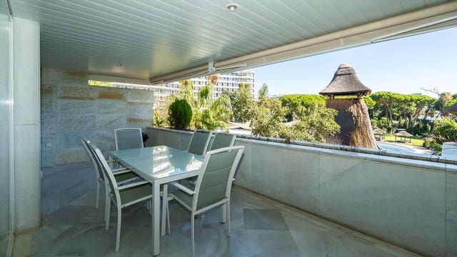 2 soveværelse Lejlighed til salg i Lomas De Marbella, Marbella med swimmingpool garage - € 1.600.000 (Ref: 10177053)