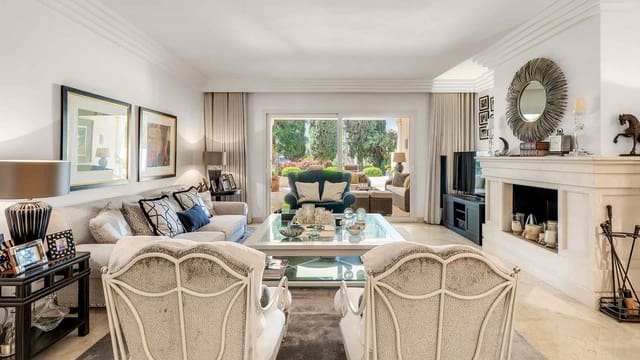 3 Zimmer Apartment zu verkaufen in Nueva Andalucía Centro, Marbella mit Pool Garage - 1.595.000 € (Ref: 10182934)