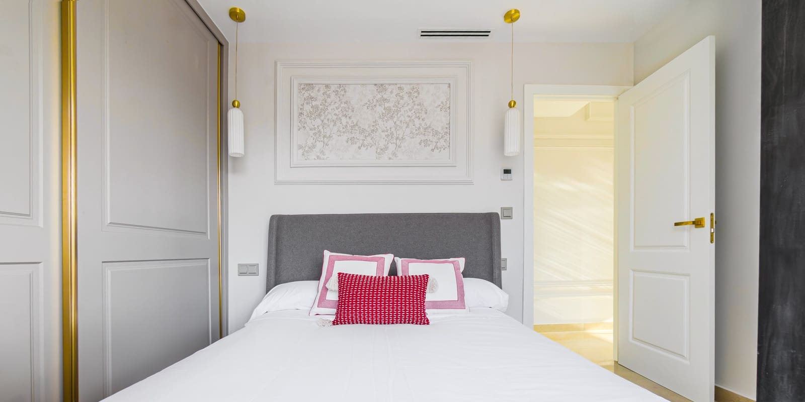 2 bedroom Penthouse for sale in Golden Mile with pool garage - € 1,200,000 (Ref: 10182935)