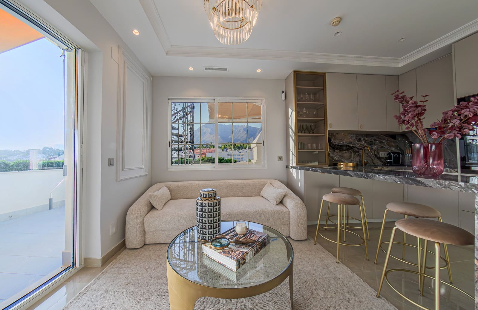 2 bedroom Penthouse for sale in Golden Mile with pool garage - € 1,200,000 (Ref: 10182935)