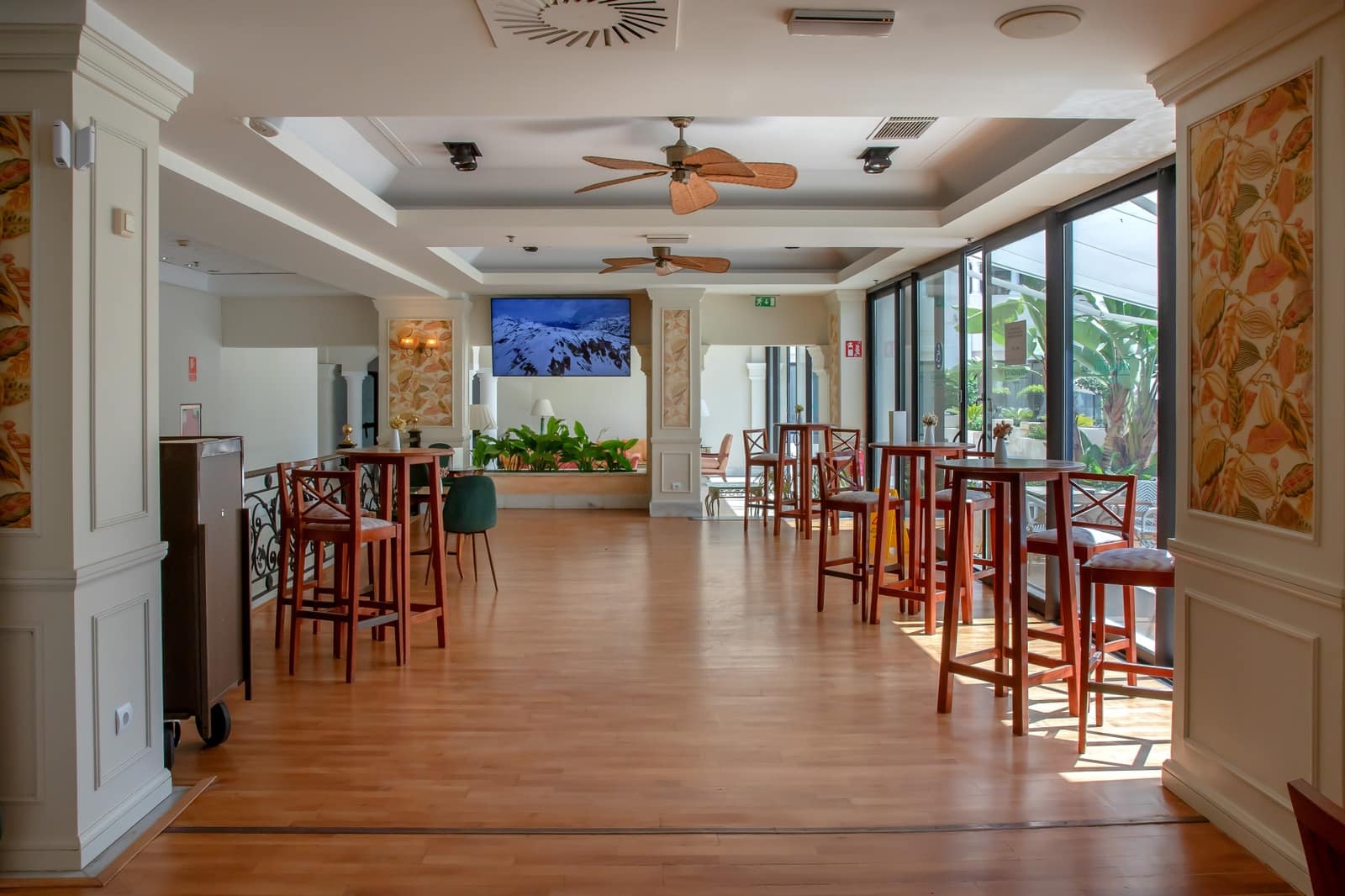 2 bedroom Penthouse for sale in Golden Mile with pool garage - € 1,200,000 (Ref: 10182935)