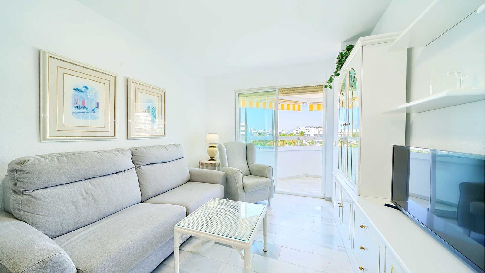 2 soveværelse Lejlighed til salg i Marbella med swimmingpool - € 475.000 (Ref: 1993554)