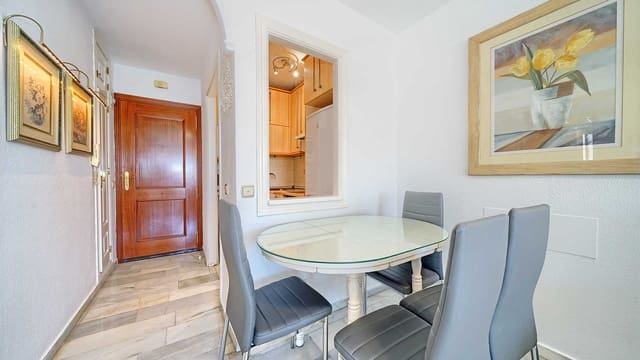 2 soverom Leilighet til salgs i Playa Bajadilla - Puertos, Marbella med svømmebasseng - € 475 000 (Ref: 1993554)