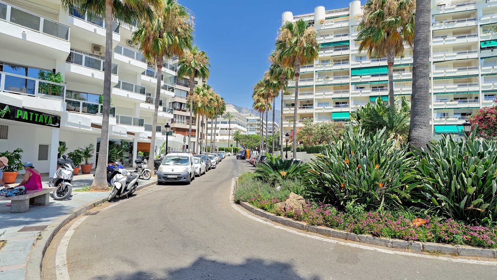 2 soveværelse Lejlighed til salg i Marbella med swimmingpool - € 475.000 (Ref: 1993554)